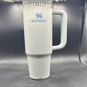 Stanley Light Gray/Blue Travel Mug with Handle 30oz